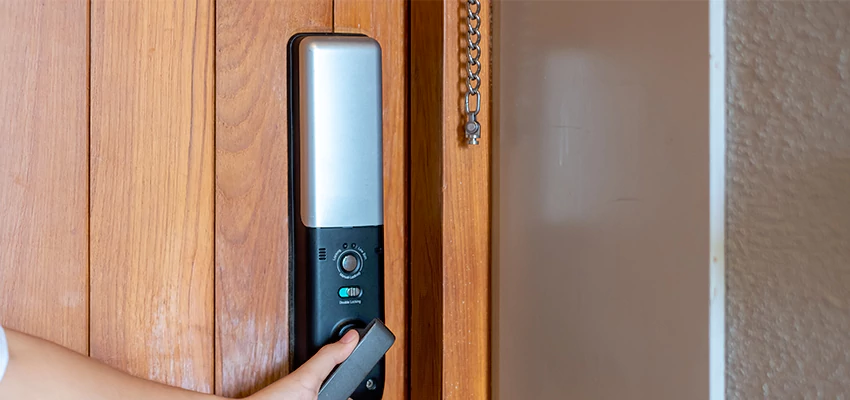 Home Security Electronic Locks Upgrades in Harvey, IL